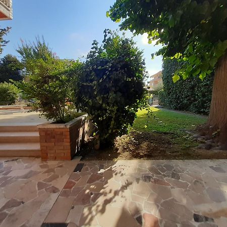 La Gran Dama Bed & Breakfast Roseto Degli Abruzzi Eksteriør bilde