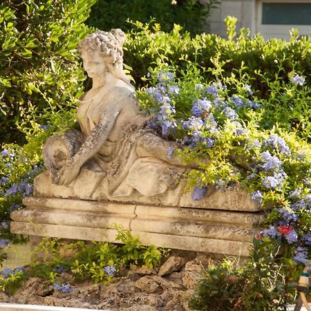 La Gran Dama Bed & Breakfast Roseto Degli Abruzzi Eksteriør bilde