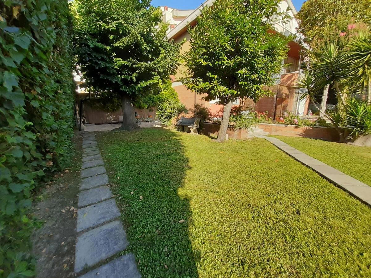 La Gran Dama Bed & Breakfast Roseto Degli Abruzzi Eksteriør bilde